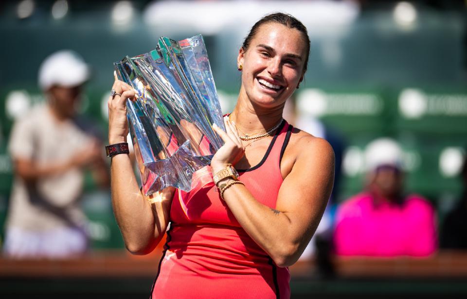 世界杯进球数据-挽救赛点！萨巴伦卡2-1逆转莱巴金娜 印第安维尔斯站夺冠连创纪录